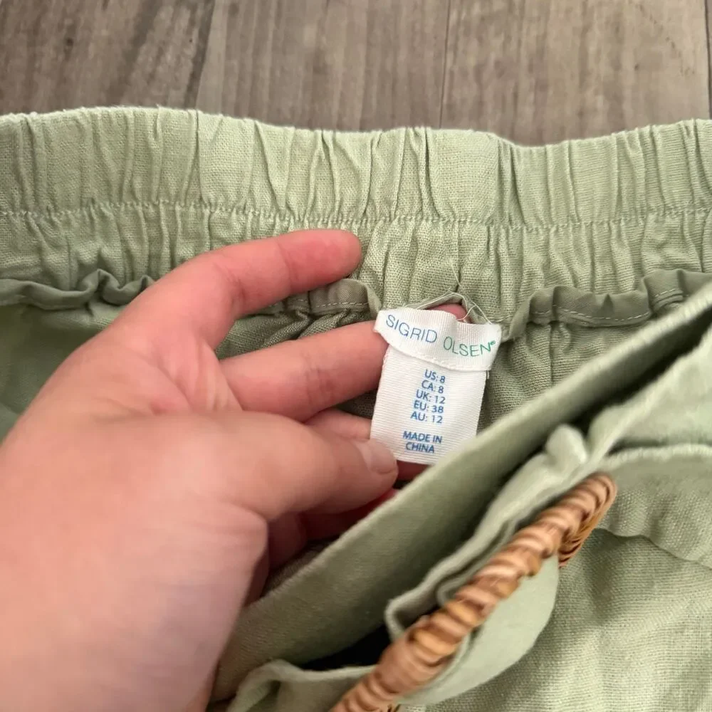 Sigrid Olsen 100% linen sage green belted shorts